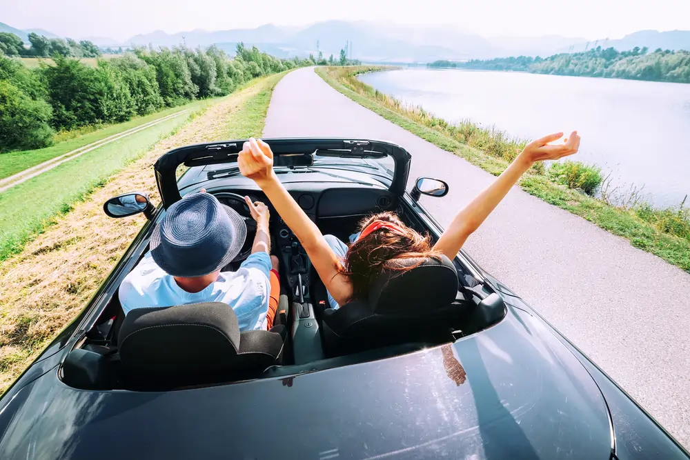 Cabrio im Sommer mit dem Auto Abo Auto mieten