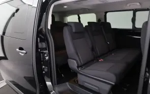 Opel Vivaro Opel Kombi 9-Sitzer Lang 2.0 BlueHDi 180 130 kW (177 PS) 8-Gang Automatikgetriebe Diesel Auto Abo