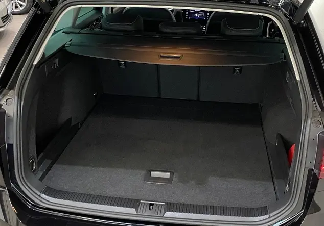Angebotsdetails VW Passat Variant 2.0 TDI Elegance Black