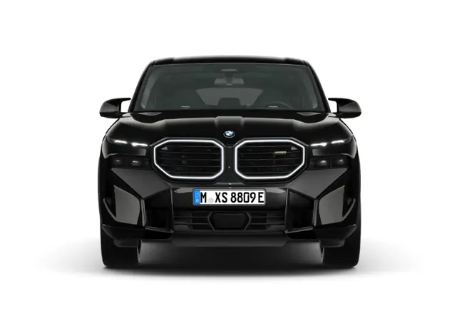 Angebotsdetails BMW XM schwarz