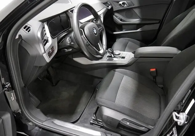 Angebotsdetails BMW 118d Advantage Black