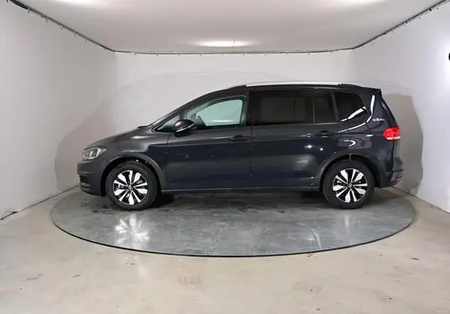 Angebotsdetails Volkswagen Touran Volkswagen Touran GOAL 1.5 TSI 110 kW (150 PS) 7-Gang-DSG Urano Grau