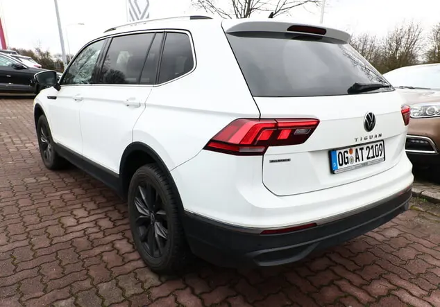Angebotsdetails Volkswagen Tiguan Allspace Weiß