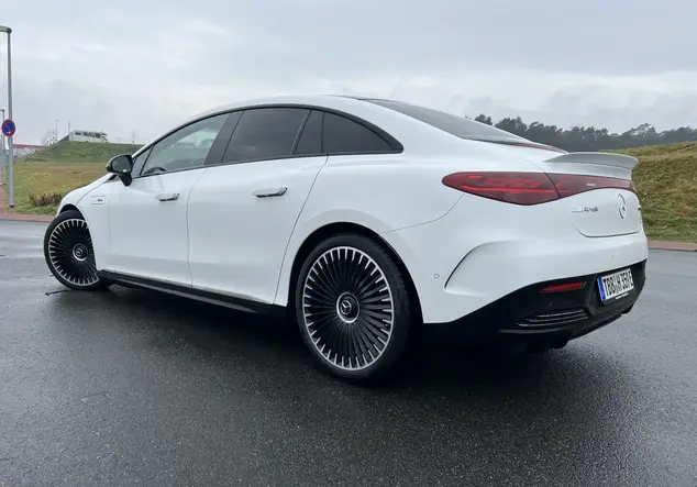 Angebotsdetails Mercedes-Benz EQE weiß