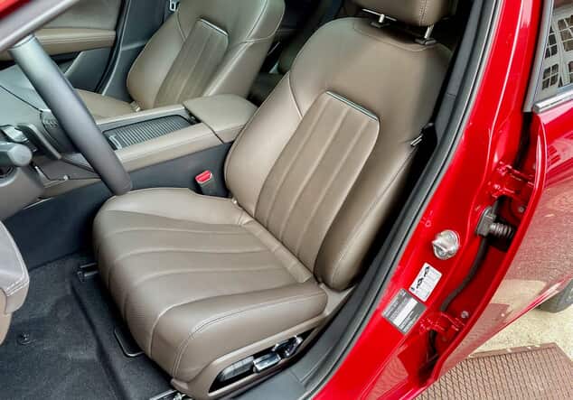 Angebotsdetails Mazda 6 184PS SPORTS-LINE-PLUS*MATRIX*BOSE*GSD Limousine rot
