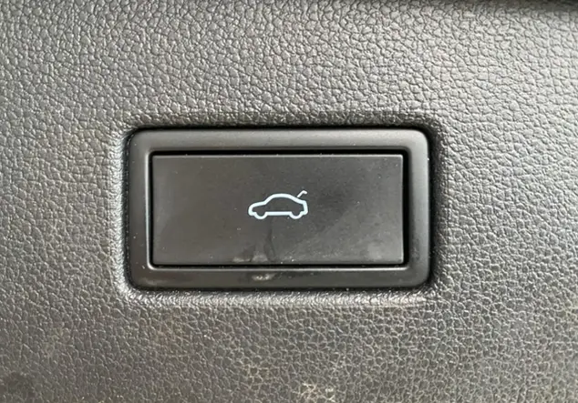 Angebotsdetails Volkswagen Tiguan Grau (Delfingrau Metallic)