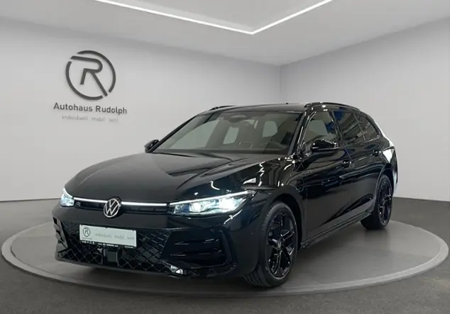 Angebotsdetails Volkswagen Passat Variant B9 1.5 eHybrid R-Line 'Black Schwarz (Grenadillschwarz Metallic)