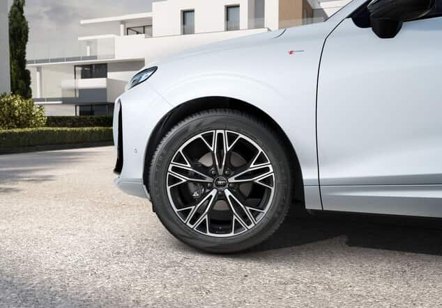 Angebotsdetails Audi Q3 Audi Q3 S line 1.5 TFSI 110 kW (150 PS) 7-Gang tronic Gletscherweiß Metallic