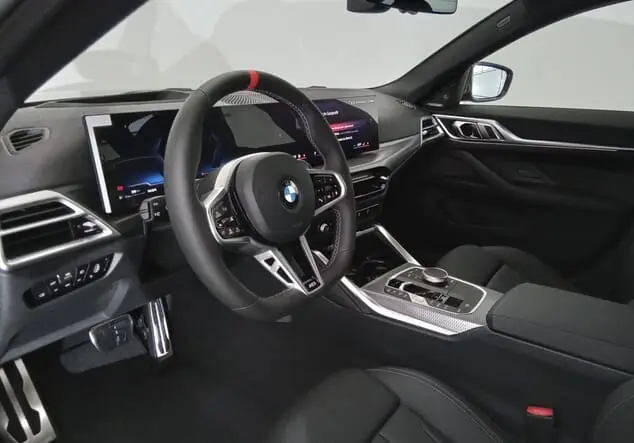 Angebotsdetails BMW 4er Gran Coupé BMW M440i Grand Coupe 275 kW (374 PS) 8-Gang Steptronic xDrive Saphirschwarz metallic