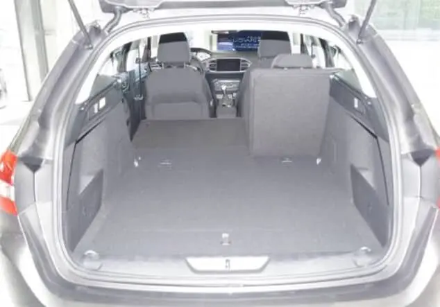 Angebotsdetails Peugeot 308 PLATINIUM-GRAU