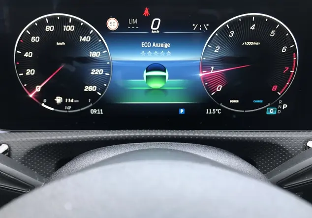 Angebotsdetails Mercedes-Benz CLA Metallic-lack kosmosschwarz