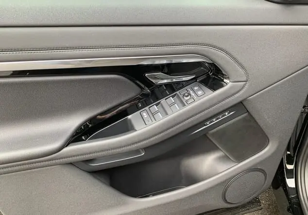 Angebotsdetails Land Rover Range Rover Santorini Black