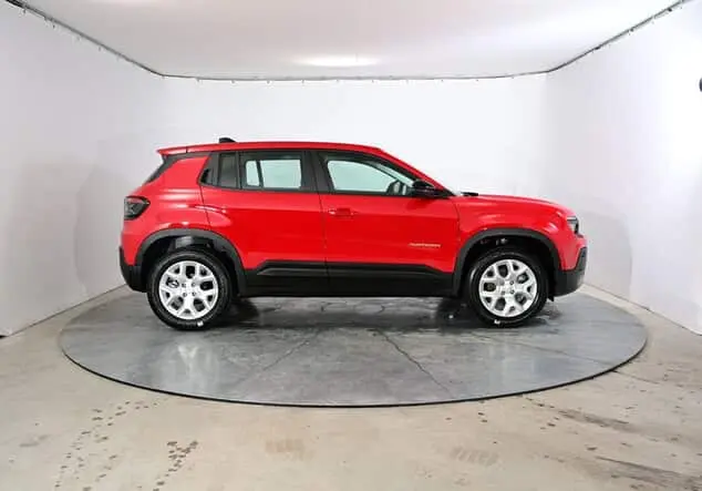 Angebotsdetails Jeep Avenger Jeep Avenger Altitude 1.2 E-Hybrid 74 kW (100 PS) 6-Stufen-DCT Ruby Red