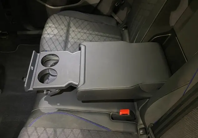 Angebotsdetails Volkswagen Tiguan 2.0 TDI 4Motion R-Line 'Black Style' Grau (Delfingrau Metallic)
