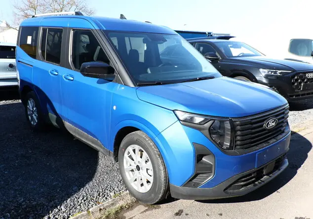 Angebotsdetails Ford Tourneo Courier Blau