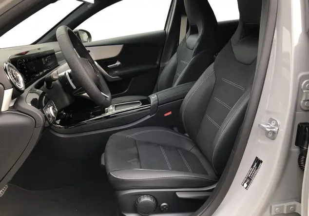 Angebotsdetails Mercedes-Benz A Grau manufaktur lack manufaktur alpingrau uni