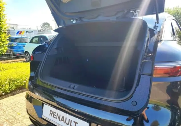 Angebotsdetails Renault Megane Black Pearl-Schwarz, weises Dach