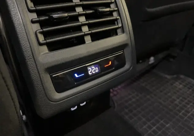 Angebotsdetails Volkswagen Golf Schwarz