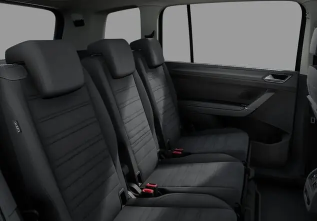 Angebotsdetails Volkswagen Touran Volkswagen Touran Highline R-Line 1.5 TSI 110 kW (150 PS) 7-Gang-DSG Urano Grau