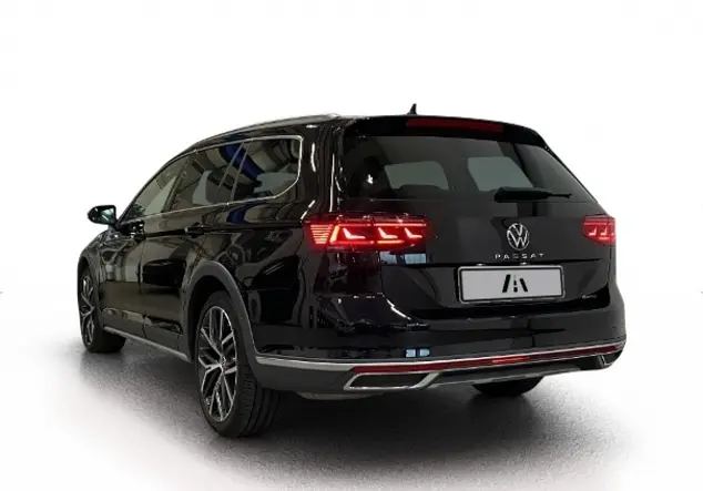 Angebotsdetails VW Passat Variant 2.0 TSI 4Motion Alltrack Black