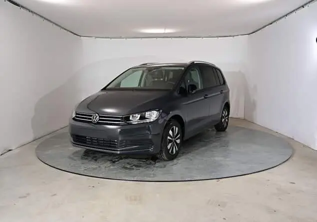 Angebotsdetails Volkswagen Touran Volkswagen Touran GOAL 1.5 TSI 110 kW (150 PS) 7-Gang-DSG Urano Grau