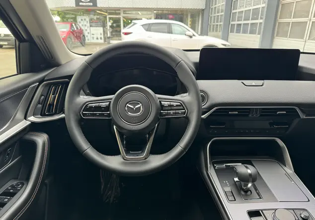 Angebotsdetails Mazda CX60 schwarz
