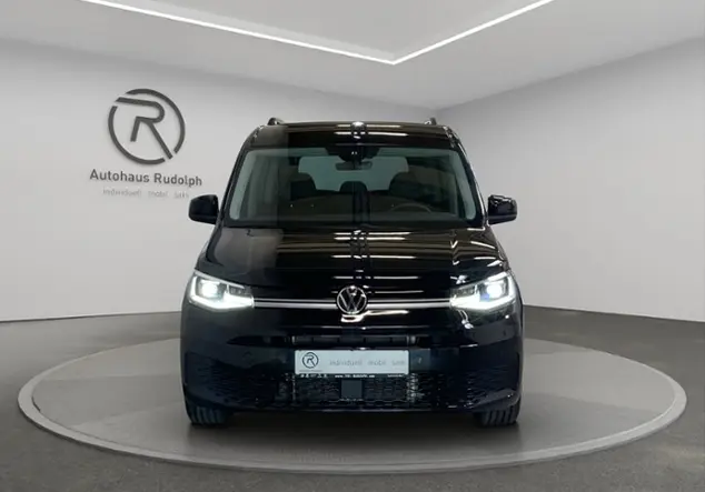 Angebotsdetails Volkswagen Caddy Maxi 1.5 TSI Style / Schwarz (Deep Black Perleffekt)