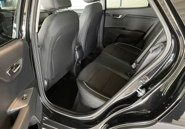 Angebotsdetails Kia Stonic Schwarz ((ABP) AURORA BLACK PEARL M)