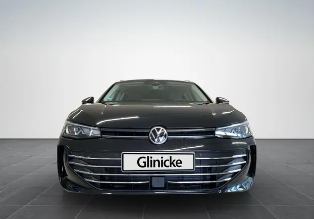 Angebotsdetails Volkswagen Passat Variant Grenadillschwarz Metallic
