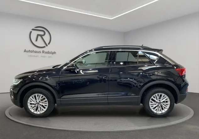 Angebotsdetails Volkswagen T-Roc 1.0 TSI Life / 'Park Assist' Schwarz (Deep Black Perleffekt)