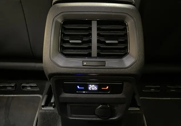 Angebotsdetails Volkswagen Tiguan Grau (Delfingrau Metallic)