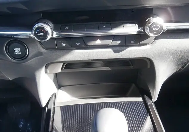 Angebotsdetails Mazda CX-30 2.5L e-SKYACTIV G 140PS 6AT HOMURA POLYMETAL GRAY