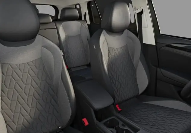 Angebotsdetails Volkswagen Tayron Life Volkswagen 1.5 TSI 110 kW (150 PS) 7-Gang- 1,5 l eTSI 7-Gang-Doppelkupplungsgetriebe Cipressino-Grün Metallic/Grün