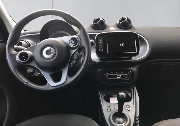 Angebotsdetails Smart forfour schwarz / grau