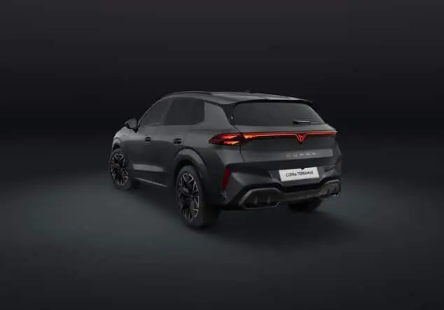 Angebotsdetails Cupra Terramar 1.5 e-HYBRID 150 kW (204 PS) 6-Gang-DSG Timanfaya Grau