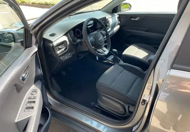 Angebotsdetails Kia Stonic 1.0T Vision Grau ((M7G) ASTRO GREY M)