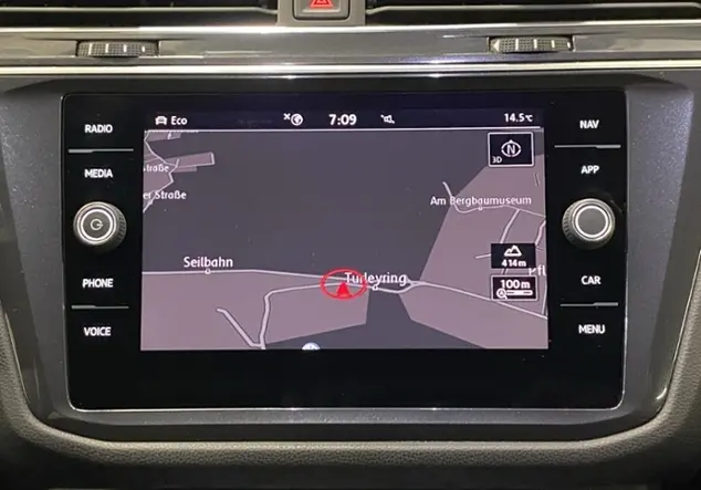 Angebotsdetails Volkswagen Tiguan Schwarz (Deep Black Perleffekt)