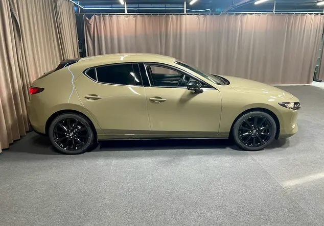 Angebotsdetails Mazda 3 zircon sand