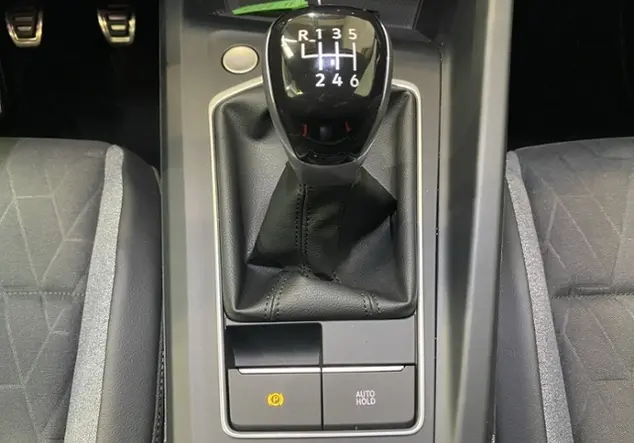 Angebotsdetails Volkswagen Golf VIII Variant 2.0 TDI Goal / Blau (Anemonenblau Metallic)