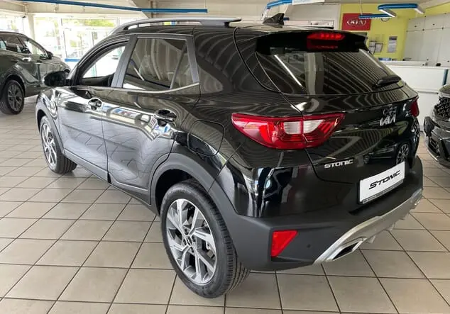 Angebotsdetails Kia Stonic Schwarz ((ABP) AURORA BLACK PEARL M)