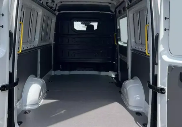 Angebotsdetails VW Crafter 35 Kasten 2,0 TDI White