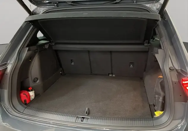 Angebotsdetails Volkswagen Tiguan 1.4 eHybrid R-Line / RFK Grau (Delfingrau Metallic)