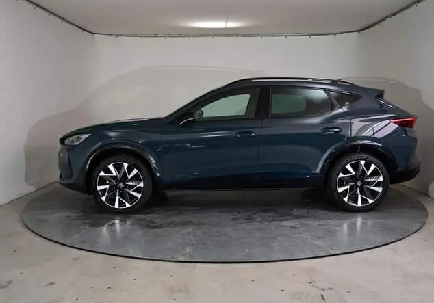 Angebotsdetails Cupra Formentor Cupra 1.5 eTSI 110 kW (150 PS) 7-Gang-DSG Fiord Blau/Blau