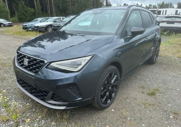 Angebotsdetails Seat Arona Seat FR Black Edition 1.0 TSI 85 kW (116 PS) 7-Gang-DSG Magnetic Grau Metallic / Midn...