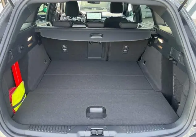 Angebotsdetails Ford Focus ST-Line X Grau