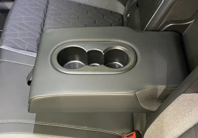 Angebotsdetails Volkswagen Golf VIII Variant 2.0 TDI Goal / Blau (Anemonenblau Metallic)