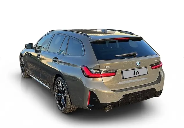 Angebotsdetails BMW 330e xDrive Touring M Sport Silver/Grey