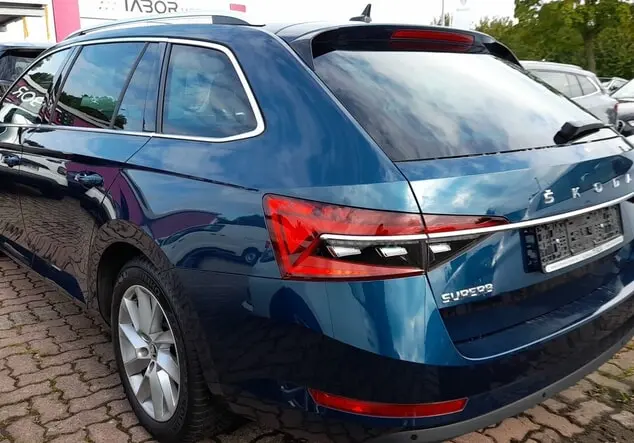 Angebotsdetails Skoda Superb Combi TSI 190 Style Blau
