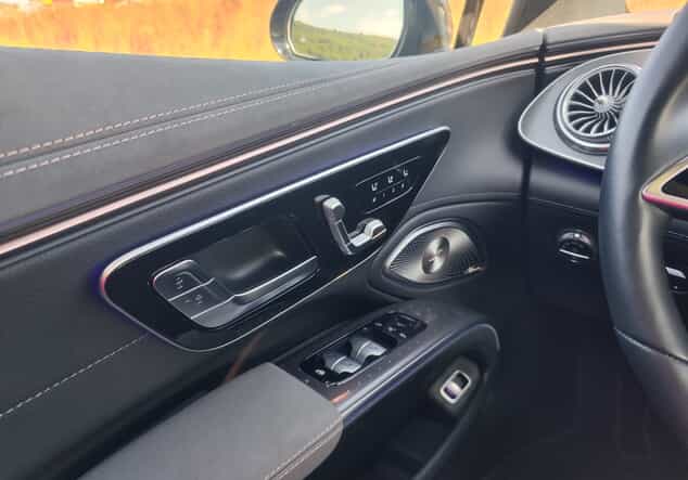 Angebotsdetails Mercedes-Benz EQS Obsidianschwarz Metallic