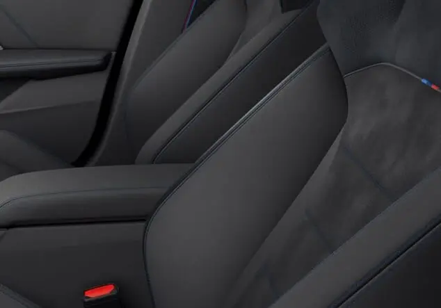 Angebotsdetails BMW 1er M135i xDrive A Black Sapphire metallic